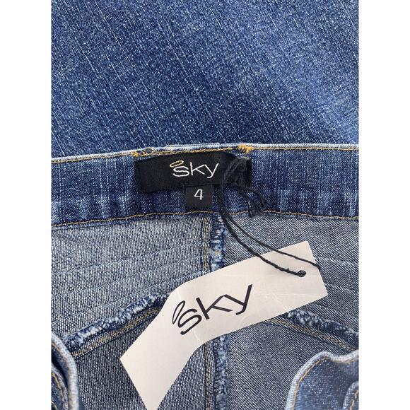 NWT Sky Clothing Flare Jeans Stretch Embroidery Low Rise 4 Hippie Festival 70s - Picture 7 of 10